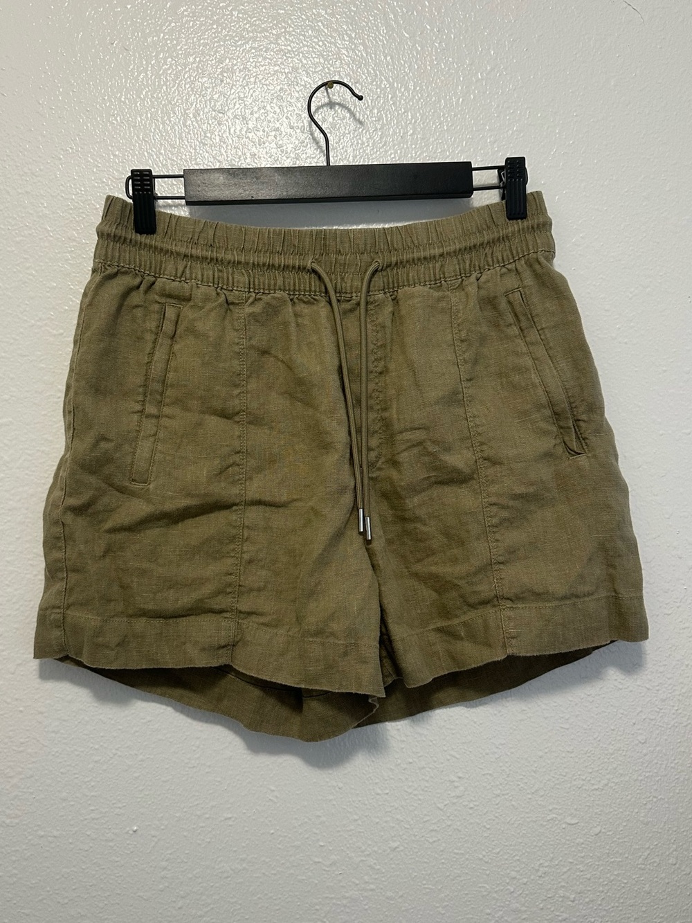 Athleta Linen Drawstring Women’s Shorts - Olive